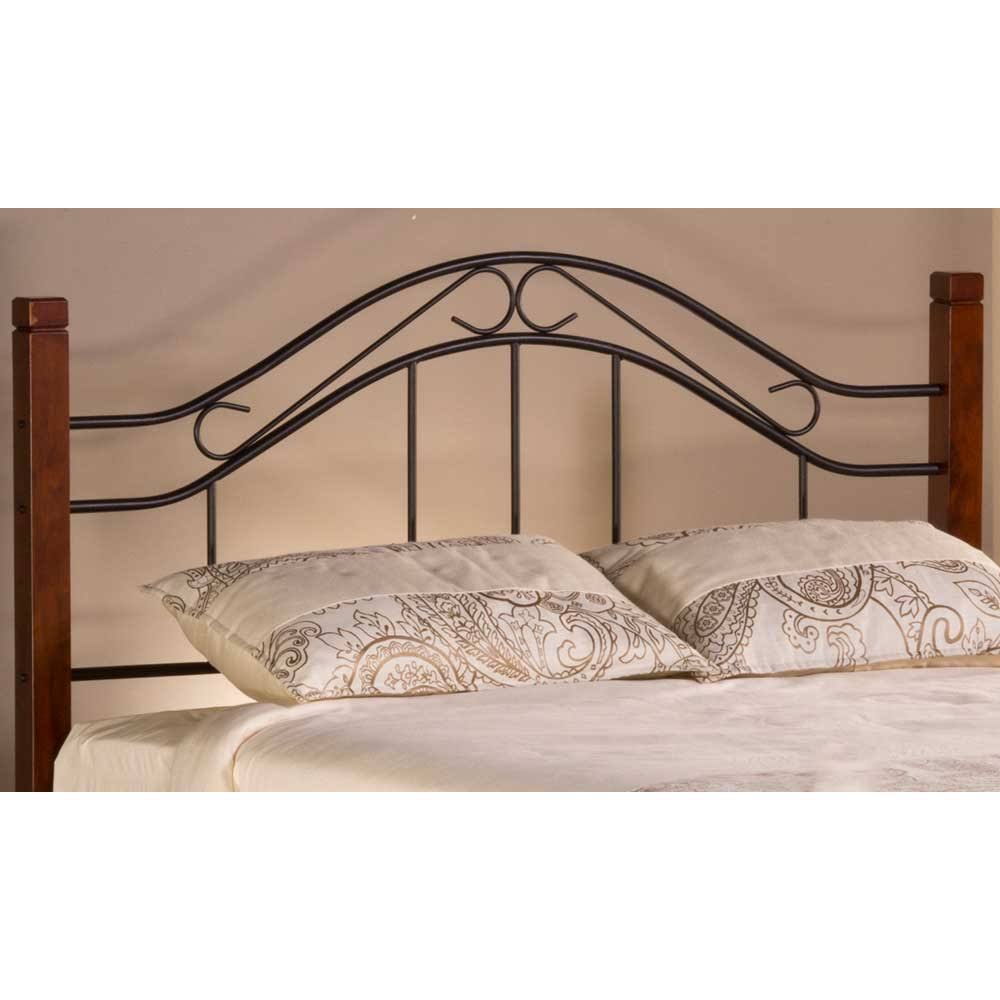 Queen Bed Set with Rails S94028