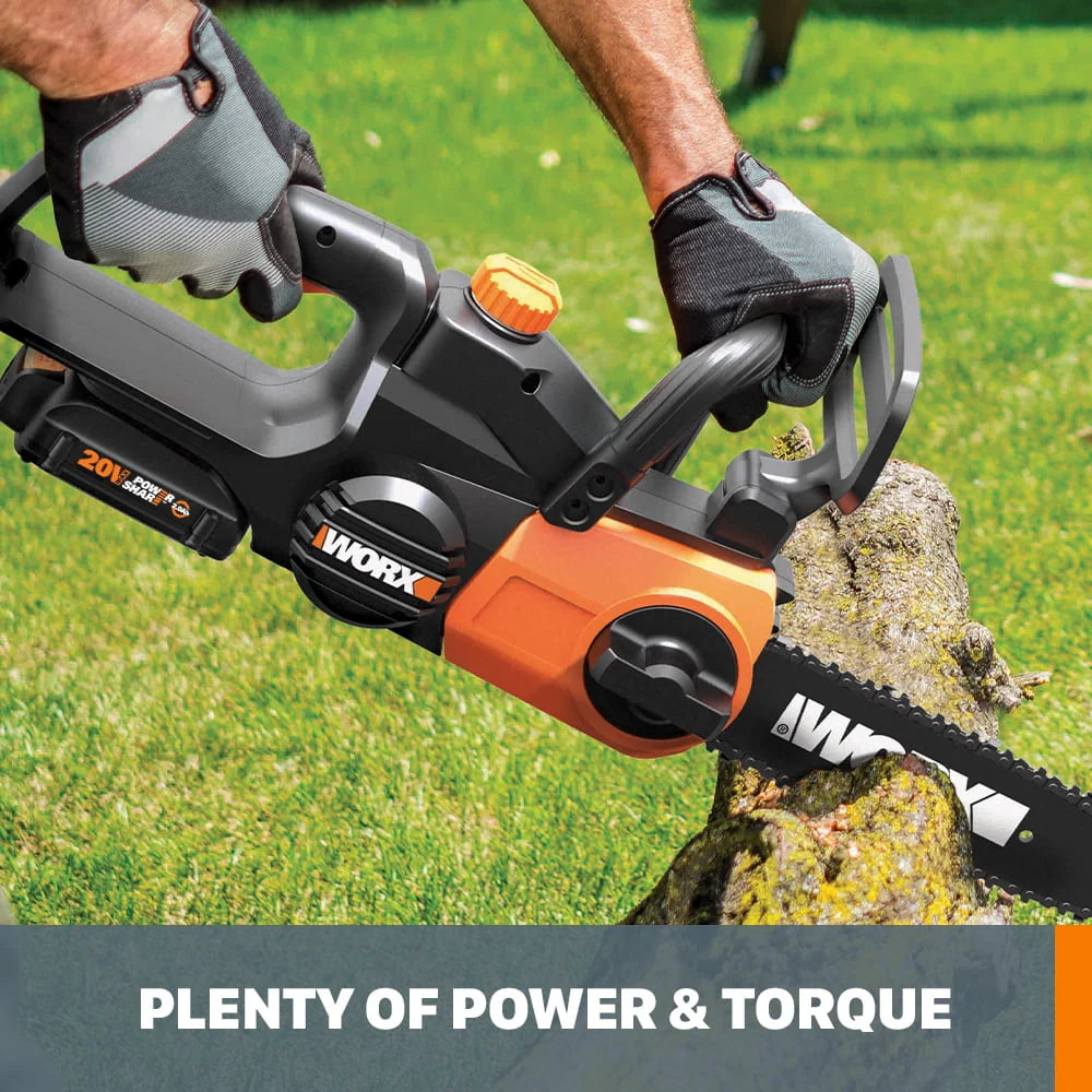 Cordless Chainsaw with Auto-Tension O39652