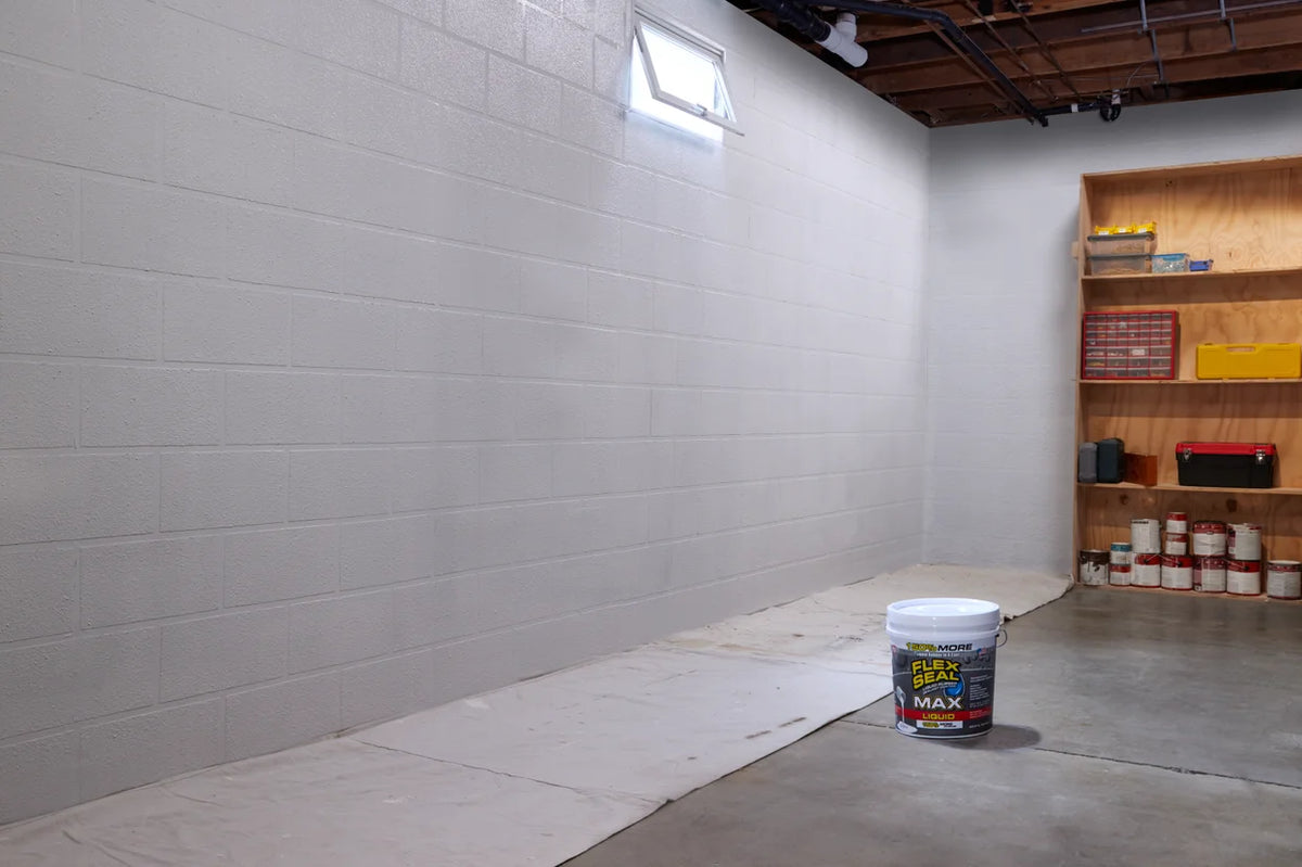 White Liquid Rubber Sealant Coating, 2.5 Gallon L369375