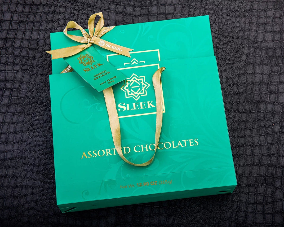 Assorted Chocolate Gift Box, 365g A780299
