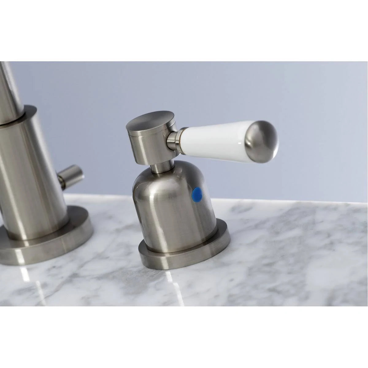 Oil Rubbed Bronze Widespread Bathroom Faucet T950651