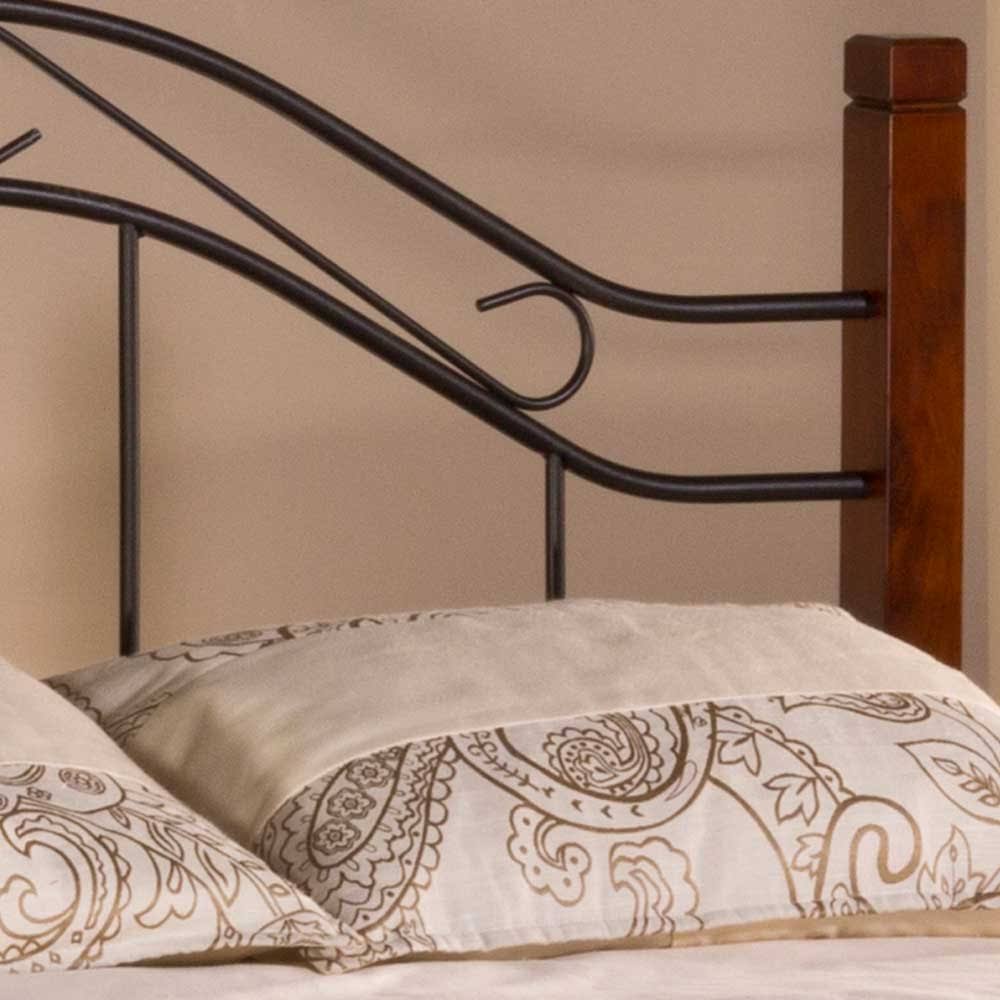 Queen Bed Set with Rails S94028