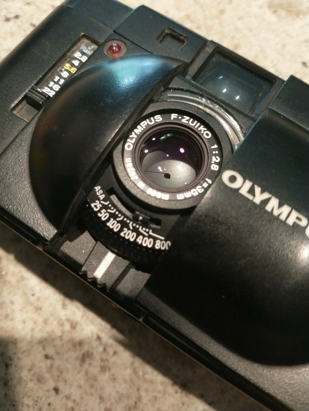 Black Rangefinder Film Camera Q15093