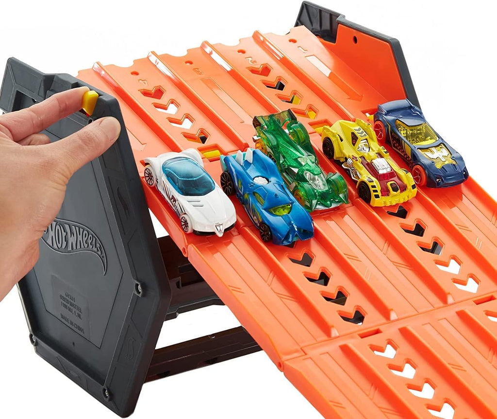 Hot Wheels Trackset Toy Cars and Trucks N678