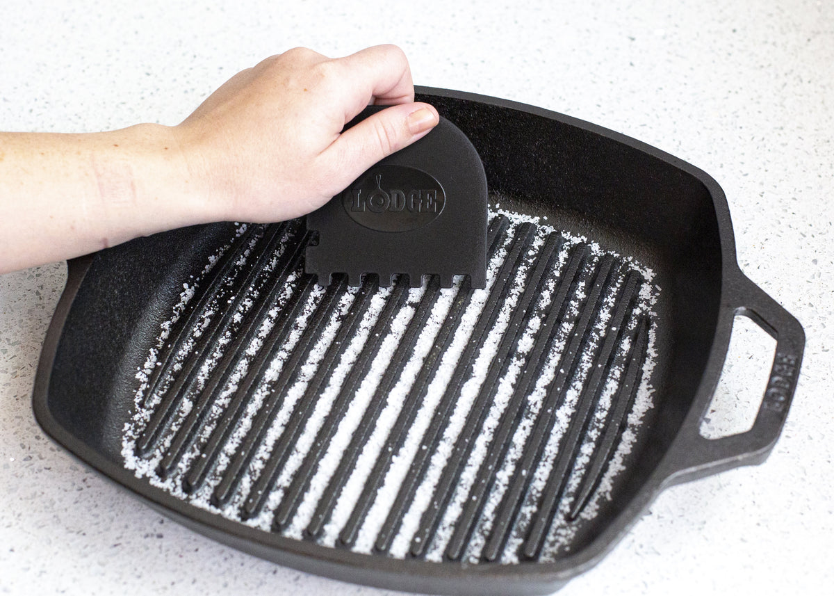 Black Cast Iron Grill Pan U23799
