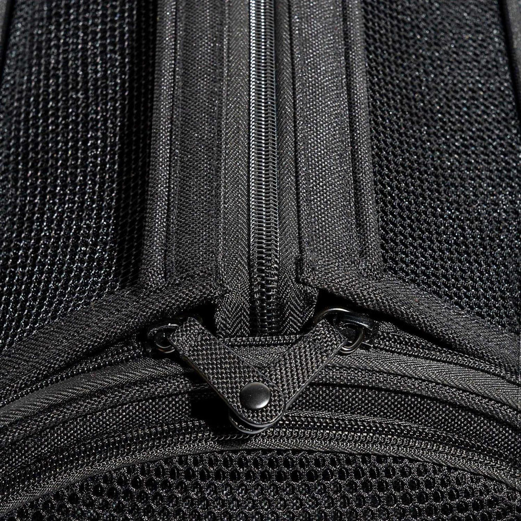 Travel Carrier H93080