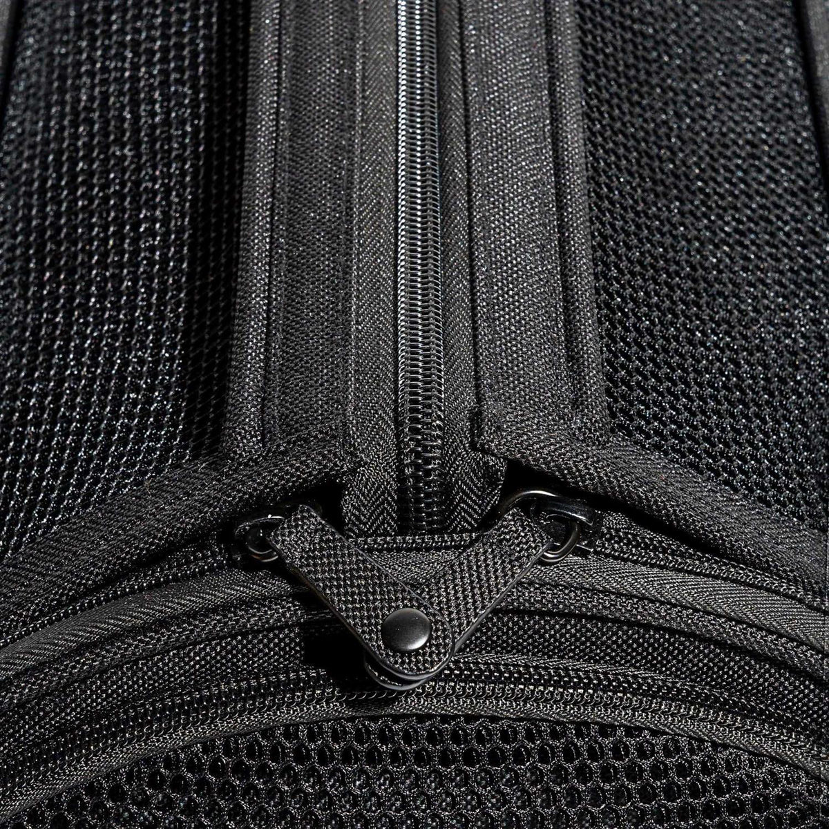 Travel Carrier H93080