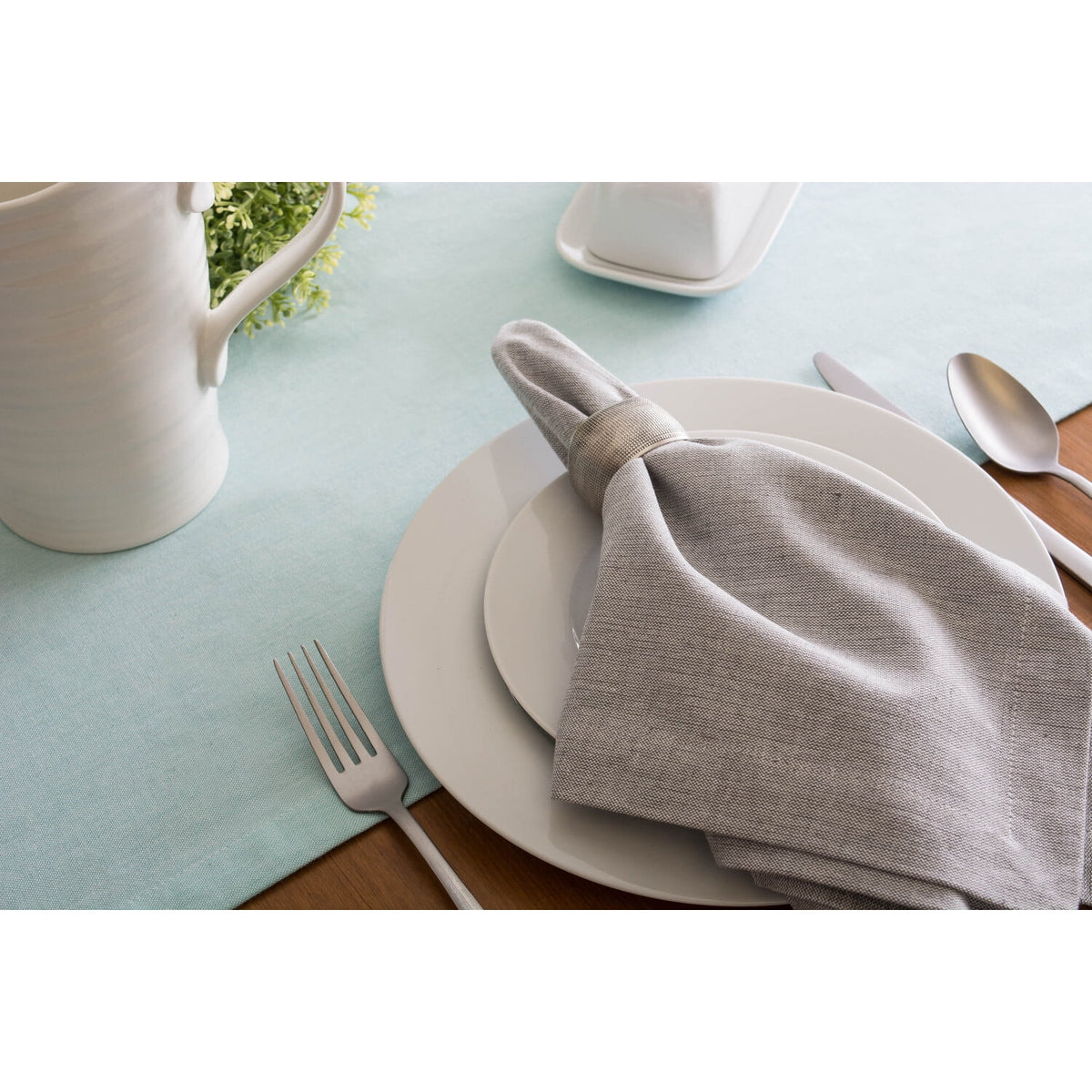 14x72" Cotton Chambray Table Runner D447