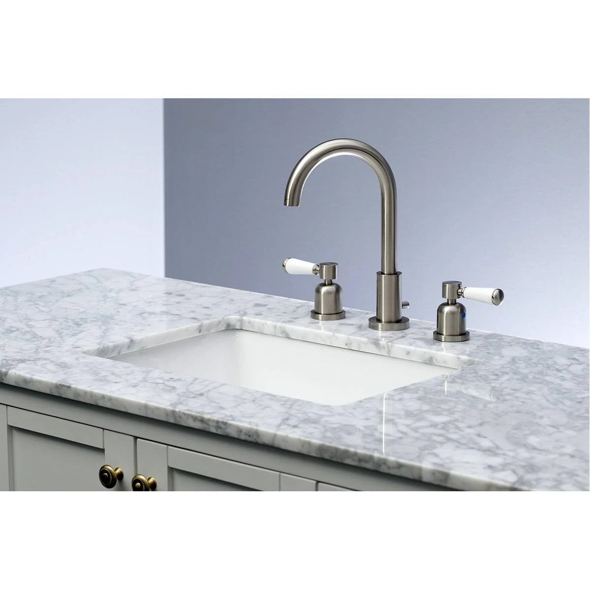 Oil Rubbed Bronze Widespread Bathroom Faucet T950651