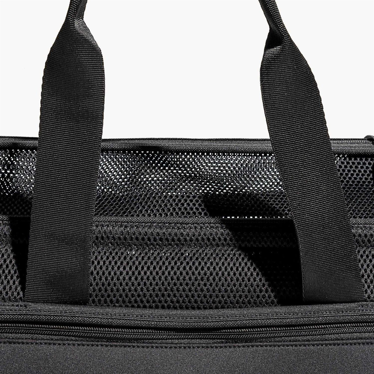 Travel Carrier H93080