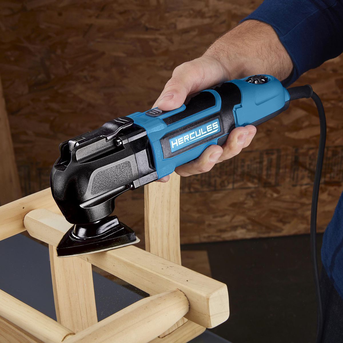 3.5 Amp Variable-Speed Oscillating Multi-Tool Q769961
