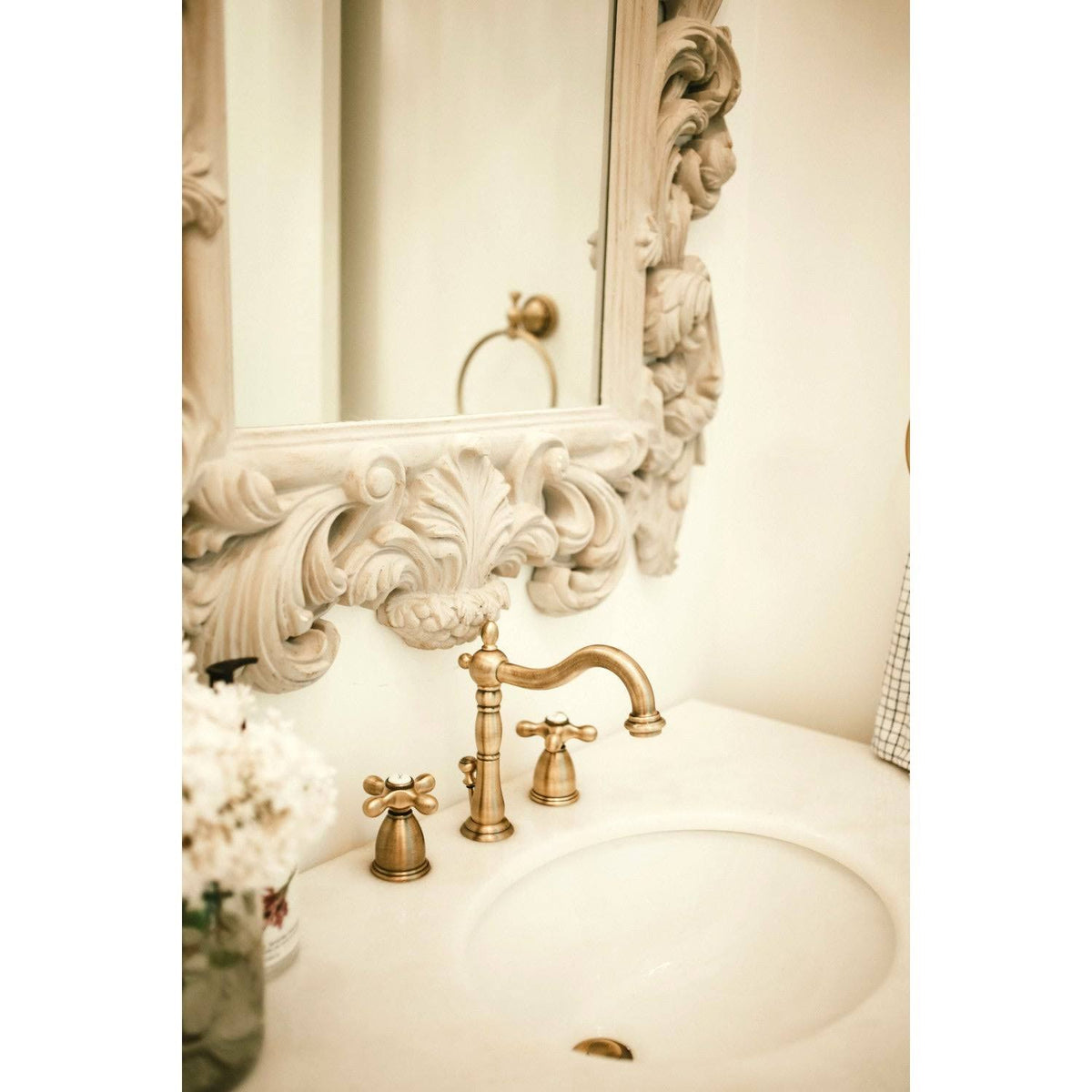 Matte Black Widespread Bathroom Faucet B5938