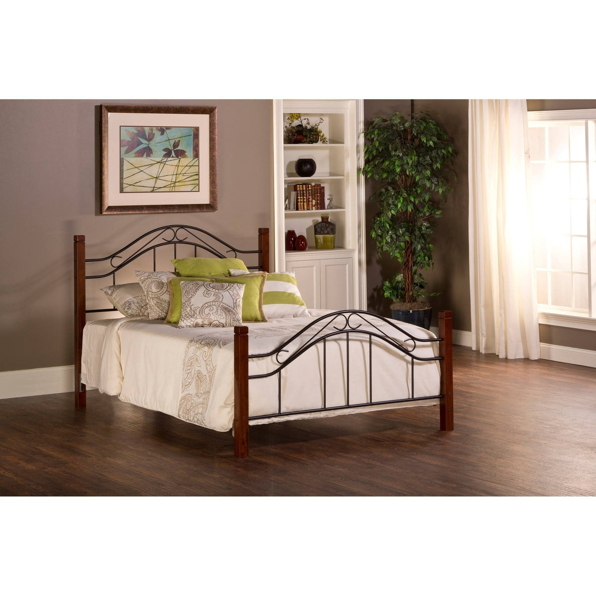 Queen Bed Set with Rails S94028